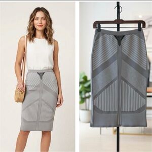 NWT-PRADA  Authentic Vintage Patterned Knit Knee Length Skirt Intarsia Gray Sz 8